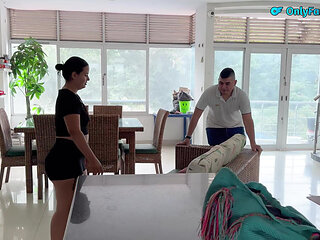 Unfaithful Bitch Fucks the First One That Grows