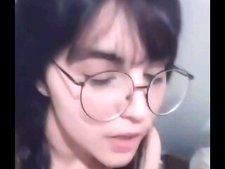 Novinha safada fazendo sexo oral