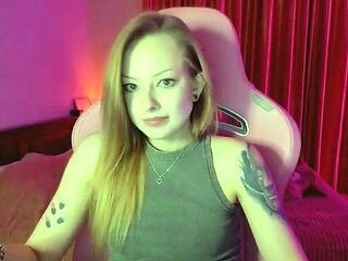 Blonde teen with huge breast masturbating on webcam