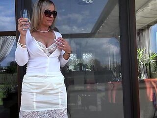 Close up pussy solo dildoing