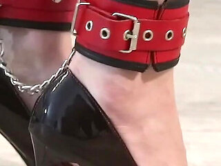 Dipping and Feet Play in Classic High Heels When My Legs Is Bondage