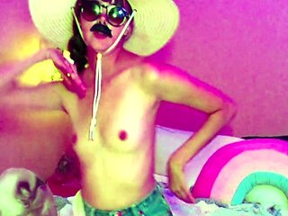 Cute blonde amateur webcam teen masturbating