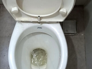 Tight forskin pee squirt