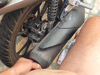 Stepdaddy Quick Fuck on Motorcycle.