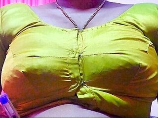 Madam Wanted to Have Sex with Servant in Room