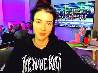 Brunette Solo Webcam Masturbation