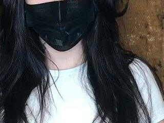 Brunette Solo Webcam Masturbation