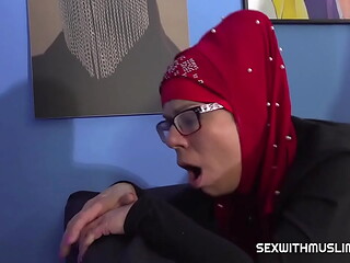 She can'_t wait for his hard cock