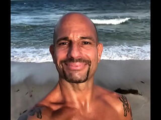 THE BEACH BODY PORN STAR MAXXX LOADZ