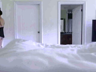 Stepmom Jessica Ryan is wet from stepsons huge hard dick