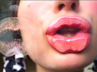 Sensual Golden Melting Kiss