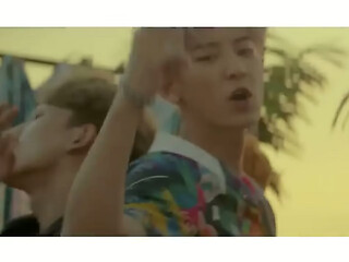 Kokobop MV