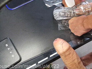 A Fountain of Cum on a Friend From Huge Cocks, Wash Yourself with Cum!