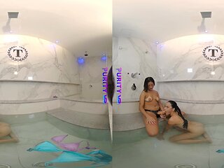 PURITYVR Playful girls Luana and Kelly