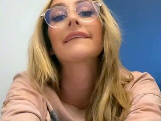 Pussy licking close up show teen showing pussy