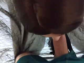 I like to feel it so hard in my mouth Come I want it all