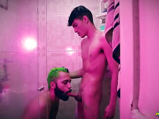 Camilo Brown Caught Hot Twink Andres ZP Jerking To Him And Invited Him Into The Shower For An Amazing Blowjob