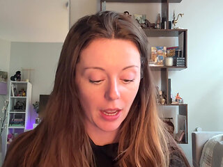 Canadian Hottie Gets off in the Drive Thru!