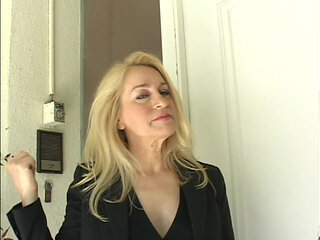 Blonde MILF Who Wants Cock