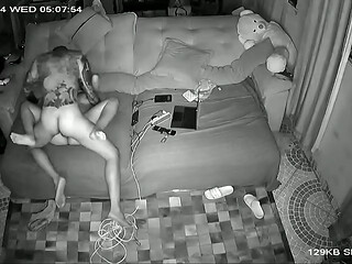 namorada e pega traindo o namorado com o irm&atilde_o dele caiu na net