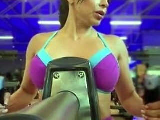 Wild Babe Cam Solo Masturbation