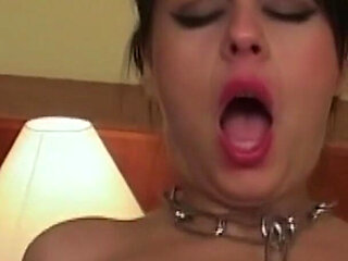 Brunette Sow Wants in Her Face