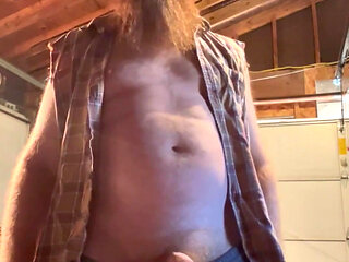 Casual Garage Pissing