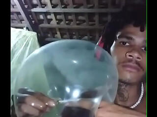 Como fazer um cuzinho artificial em casa simples pr&aacute_tico e r&aacute_pido, com apenas uma camisinha e uma linha