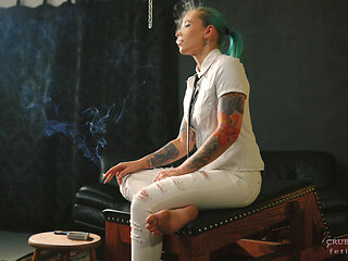 Smoker with Dirty Soles 4K