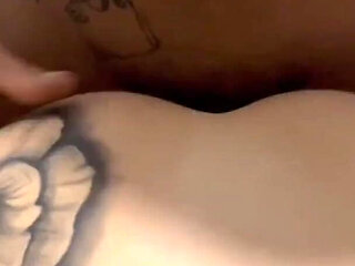 Meu Sobrinho Me Chamou Pra Conhecer a Namorada Dele, Mas Acabei Foi Comendo Ela