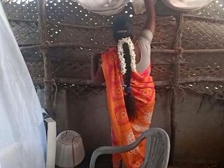 Tamil village housewife Priyanka314 shows off her big boobs in homemade video