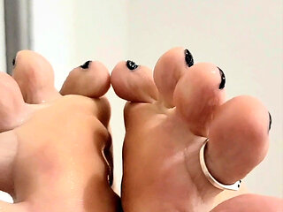 Showertime Sexy Feet