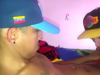 SEXO CON EL CHAMO MORENO VENEZOLANO