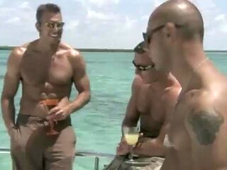 Beach Sex: Blowjob, Babe  Big Ass Porn