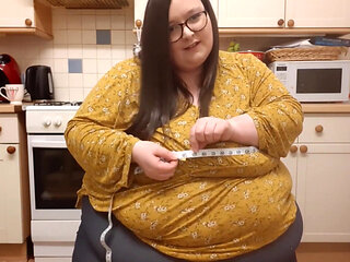 SSBBW sat down measurements inches huge