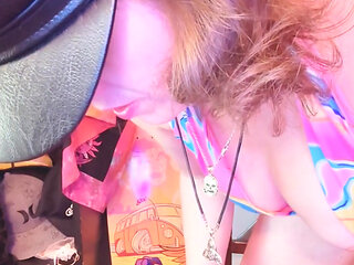 Cute Gape There Suzy!