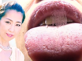 Indulge in a Virtual Kiss with MILF Reika Ono