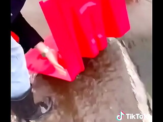 QUEM ENVENTO A BARRERA