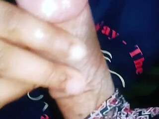 Desi bhabhi giving blowjob till cumshot in mouth