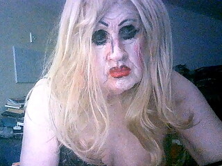 Dirty dogging slag Sarah smokes, wanks, drinks fat old dogger'_s cum, and own piss