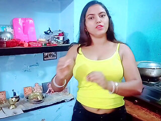 Younger Step Brother Penis Got Hard After Seeing The Beauty of Hot Sister-in- law