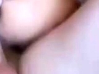 Amateur Blowjob Ends in Surprise Creampie