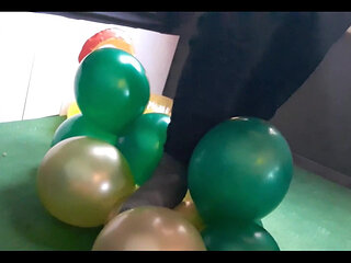 Balloon Garland: How Long Will the Balloons Stay Intact?