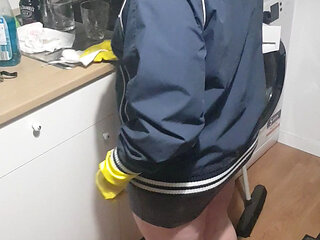 Kinky cleaning lady makes young man nervous