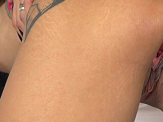 Candy Scott's Pussy Presentation