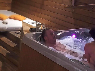Hot Free Sex with Chubby MILF Dada Deville