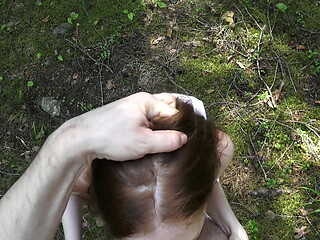 A random encounter ended with a blowjob outdoors