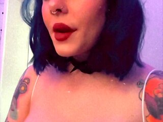 Leann amateur beautiful brunette with big boobs