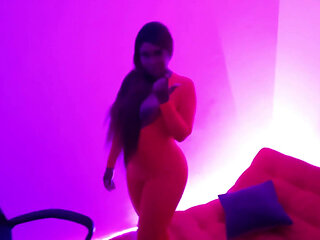 Big-assed Brunette Wants Us to Fuck and This Happened....