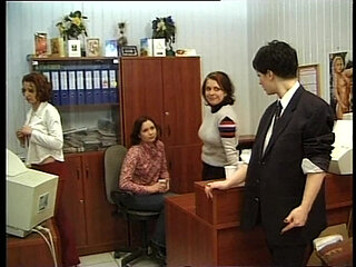 Sposa Bagnata Sposa Trombata - Episode 1